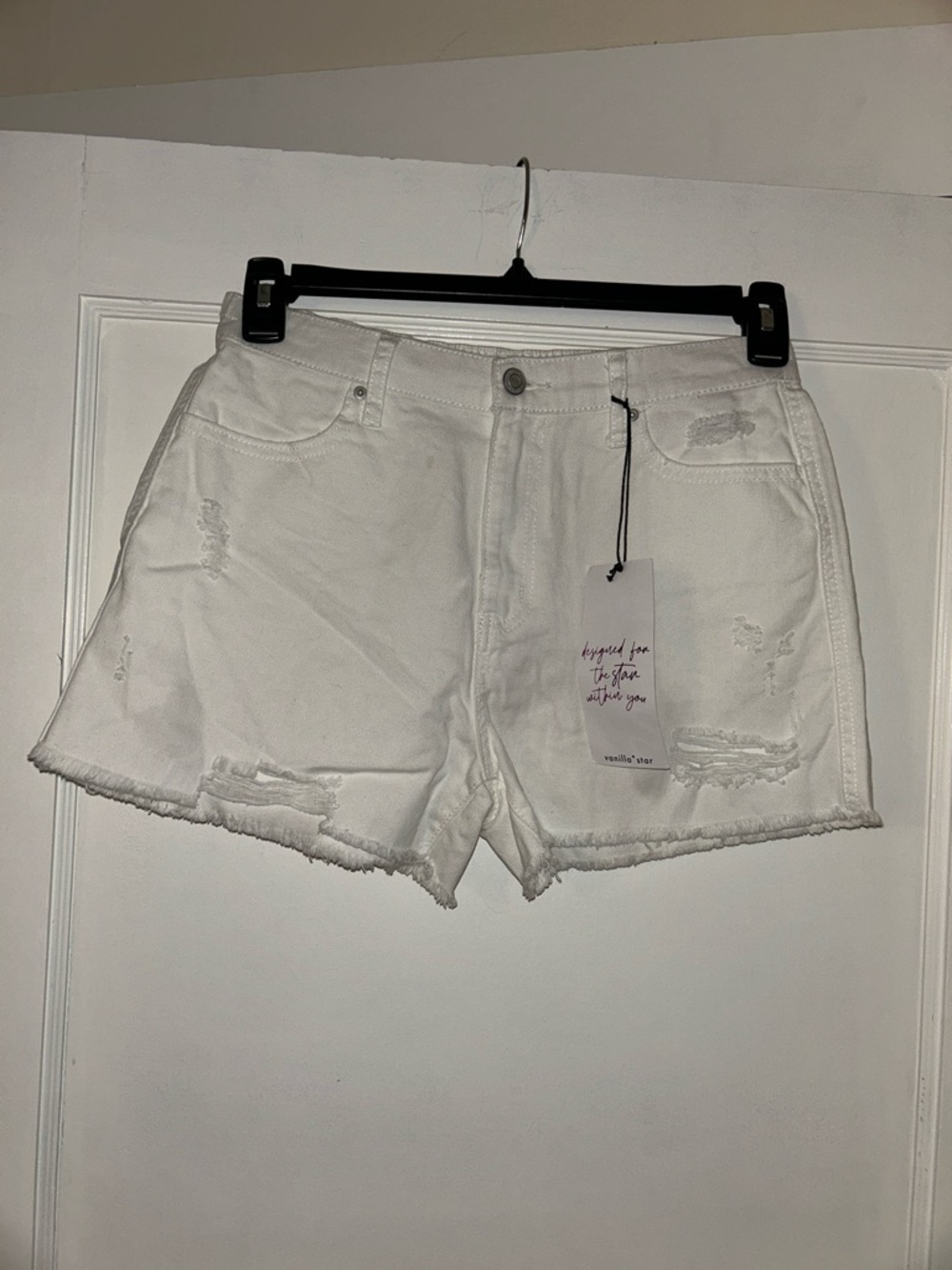 Vanilla Star White Distressed Frayed-Hem Denim Shorts - Picture 2 of 7